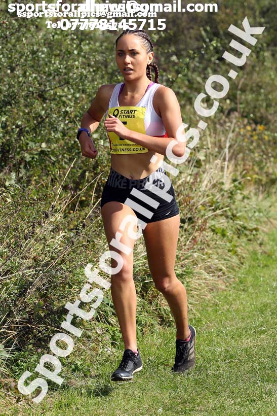 Senior womens relay 2019 Sunderland Harriers Open Cross Country. Photo:  David T. Hewitson/Sports for All Pics